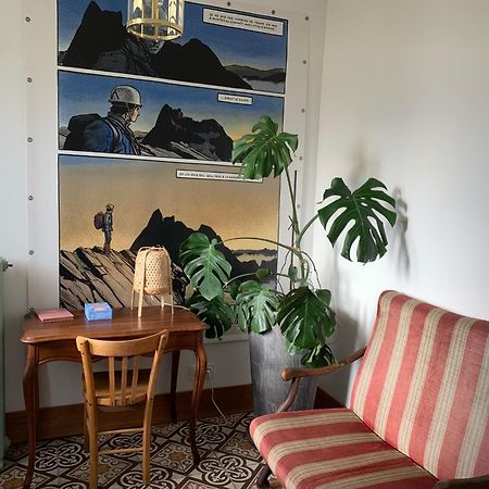A Deux Pas De La Gare, La Maison Rouge Albertville Eksteriør billede
