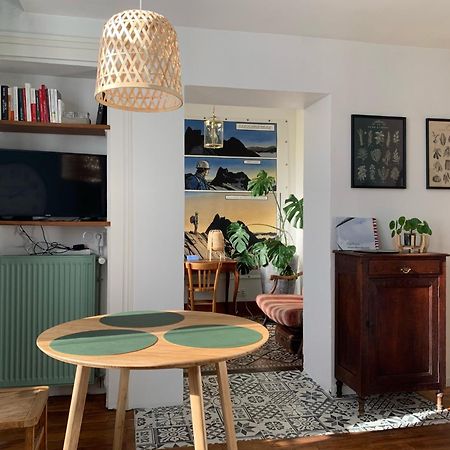 A Deux Pas De La Gare, La Maison Rouge Albertville Eksteriør billede