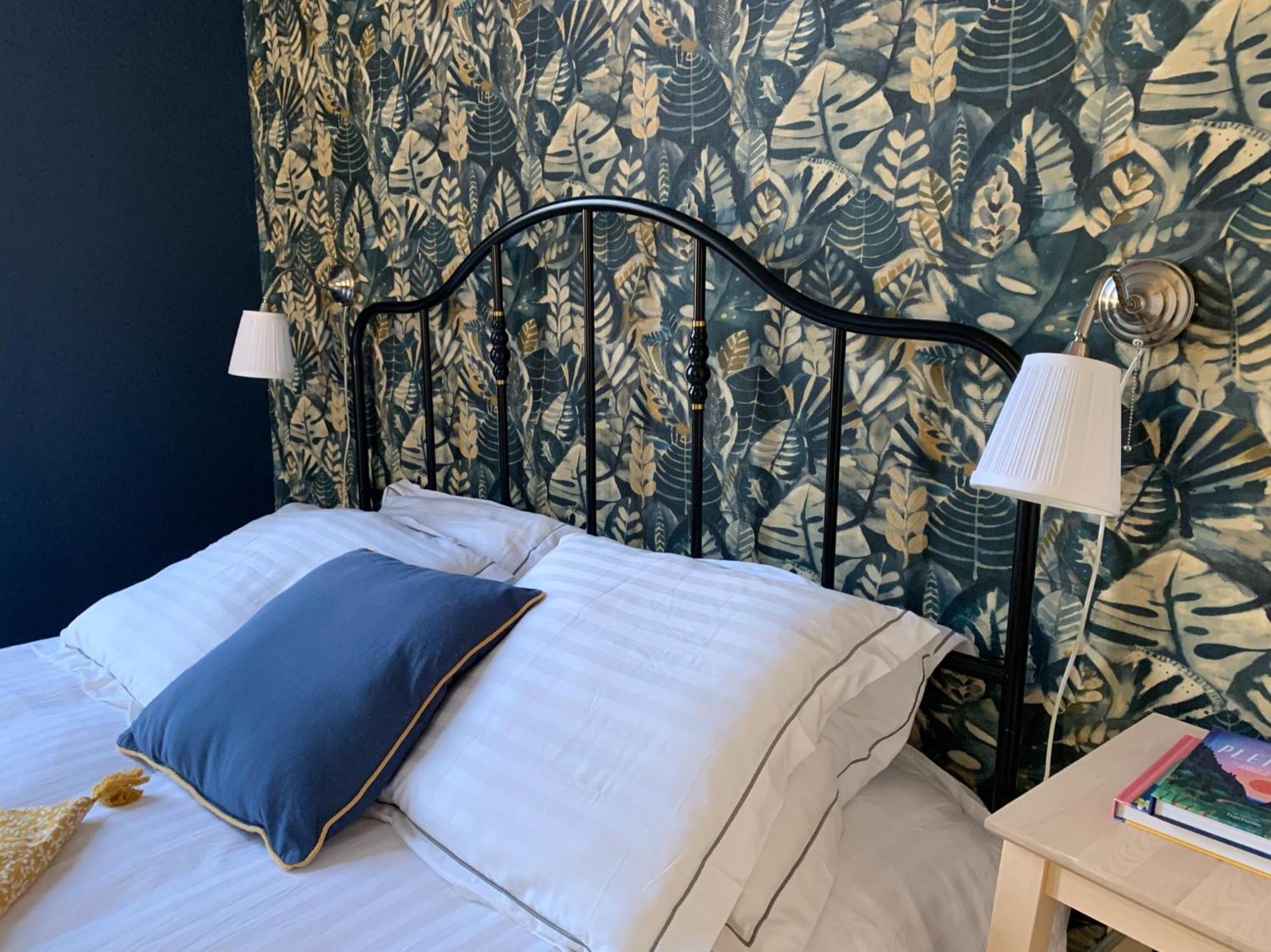 A Deux Pas De La Gare, La Maison Rouge Albertville Eksteriør billede