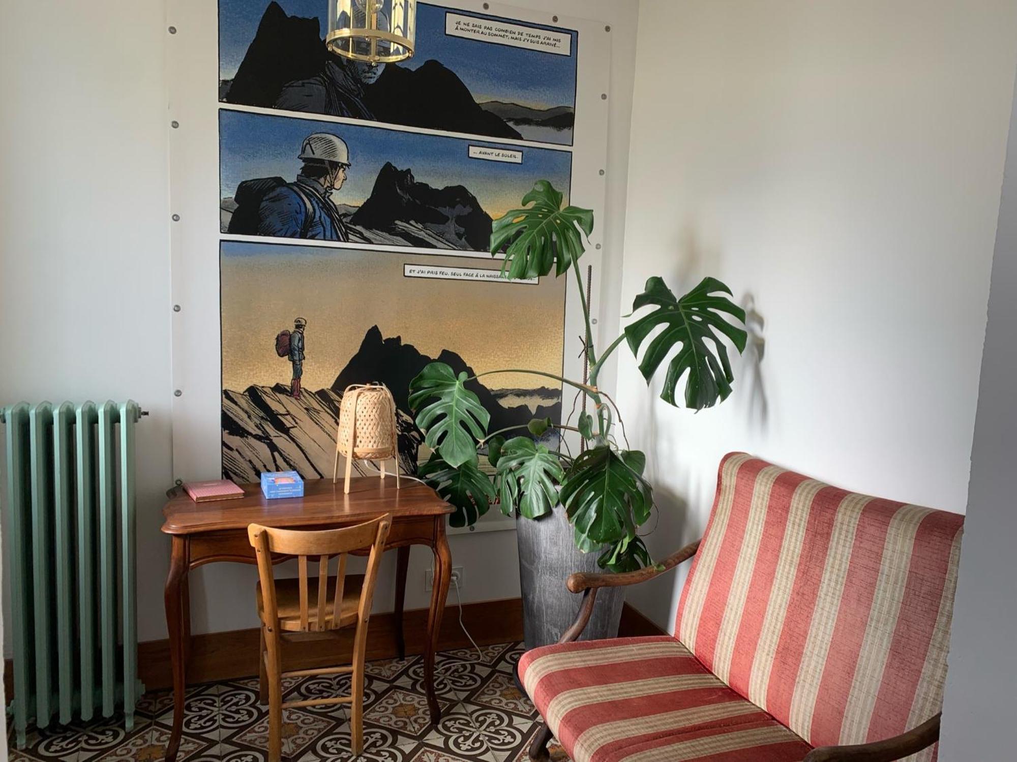 A Deux Pas De La Gare, La Maison Rouge Albertville Eksteriør billede